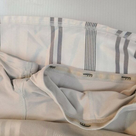 LULULEMON Pace Setter Skirt w/ Spandex Shorts Black White Gray Vertical Stripe M - Picture 3 of 6